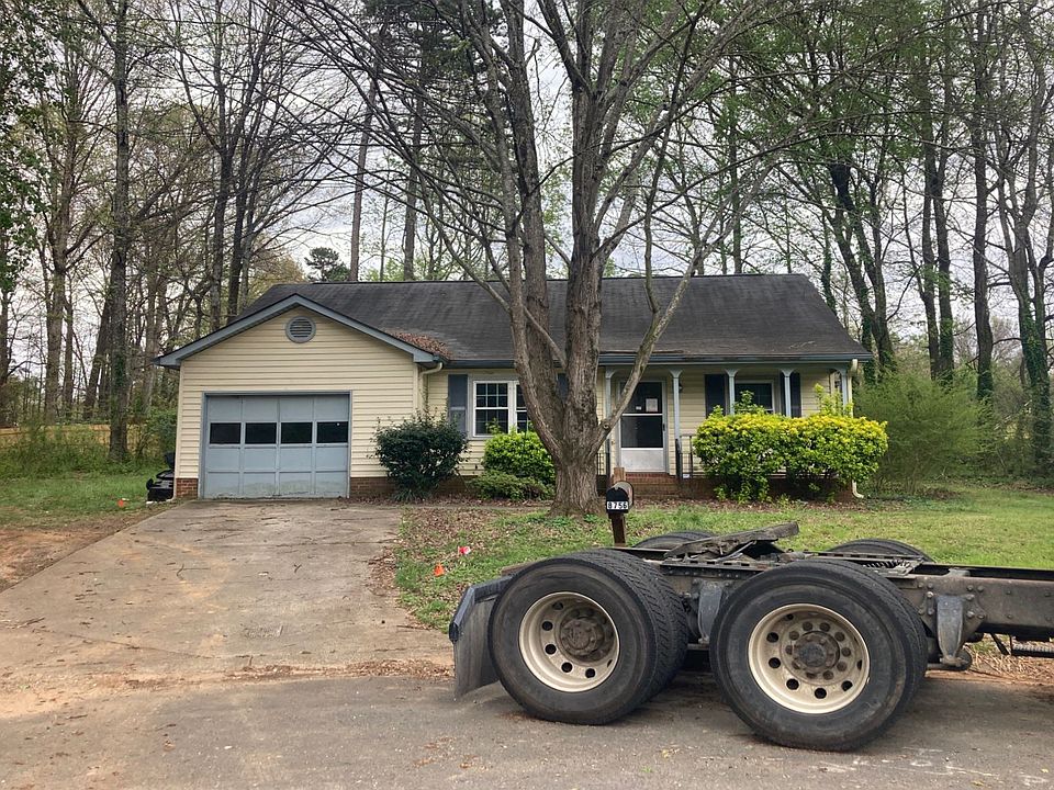 1st image of 8756 Mornington Dr