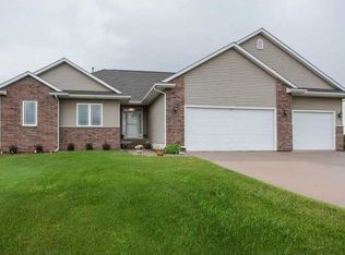 1219 Curtis Bridge Rd NE, Swisher, IA 52338