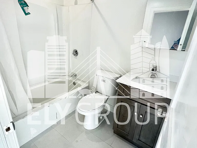 151 Crescent St #1 — Photo 4