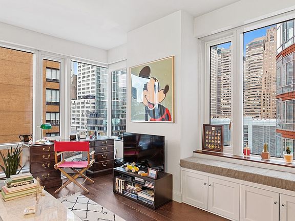 2nd image of 70 Little St W Unit 9D