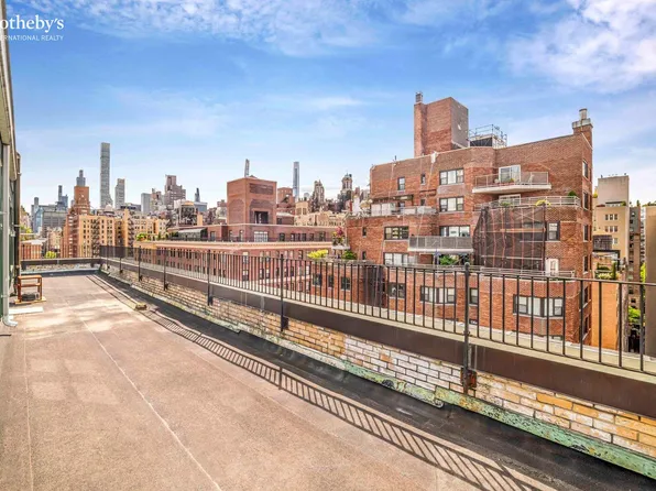 1065 Lexington Avenue image 8 of 11