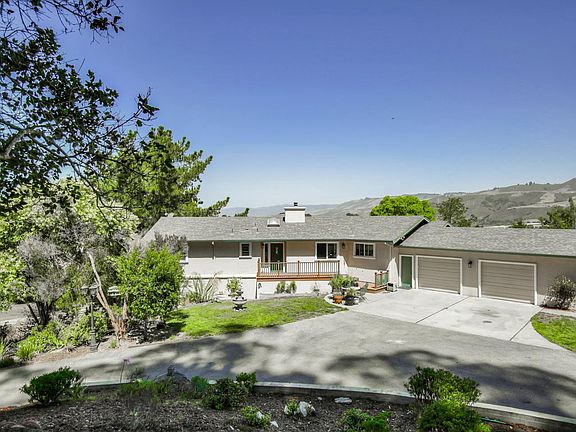 3rd image of 1605 Aromas Heights Ln