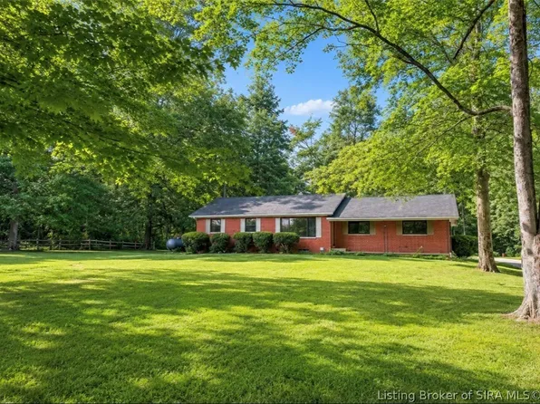 5661 E State Road 60, Pekin, IN 47165