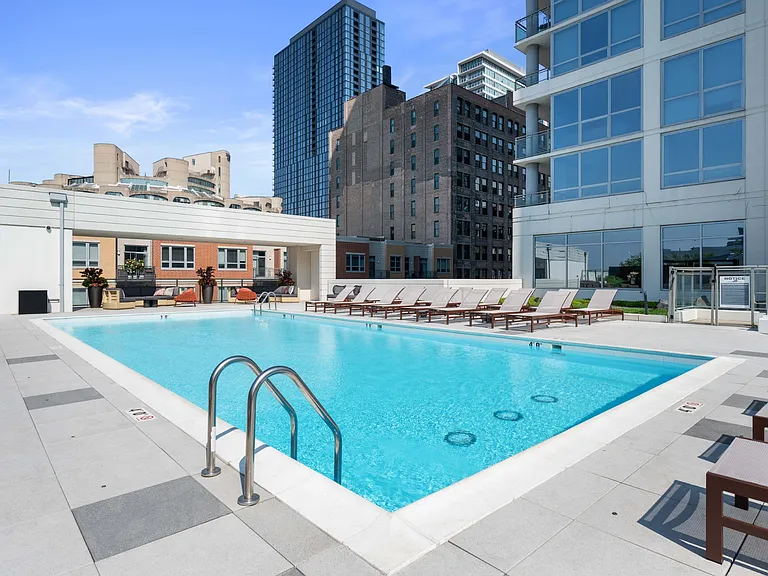 Resort Style Pool at The Elle Apartments in Chicago, IL 60605