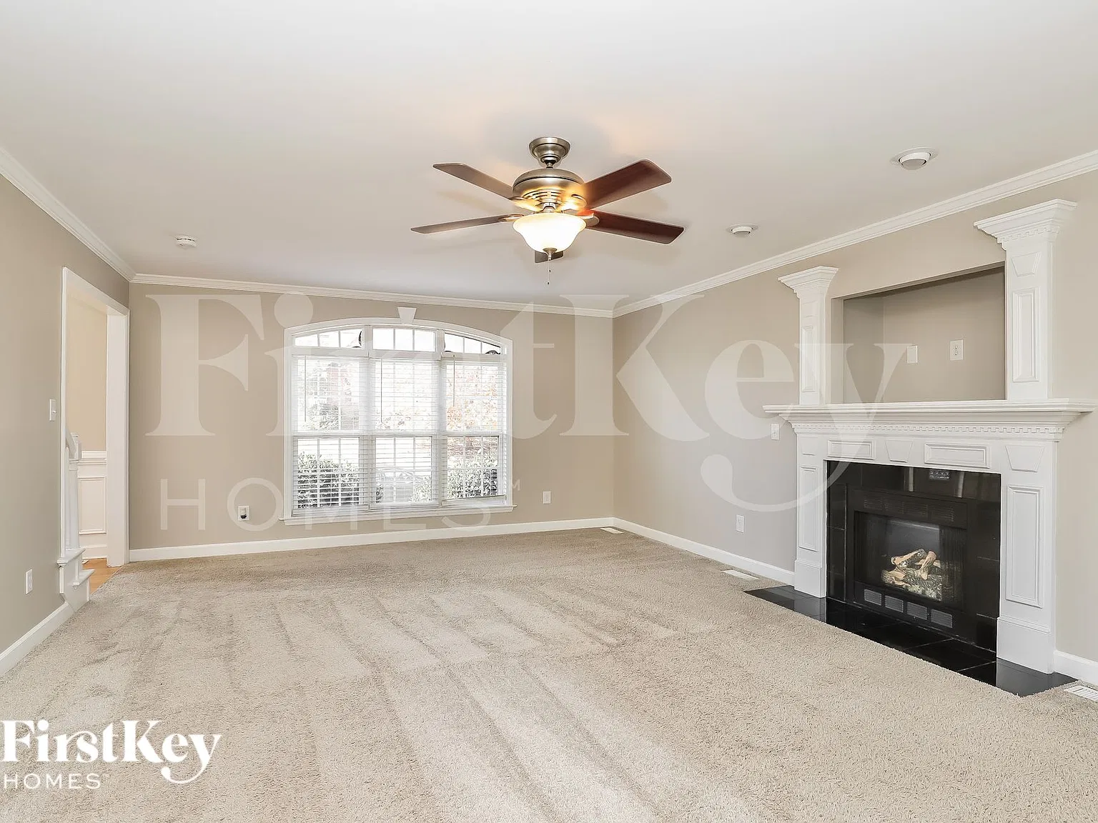 3 bed, 2.5 bath, 2295 sqft, $2,480 — Photo 4