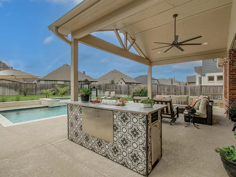 7111 Pondhawk Dr — Photo 37