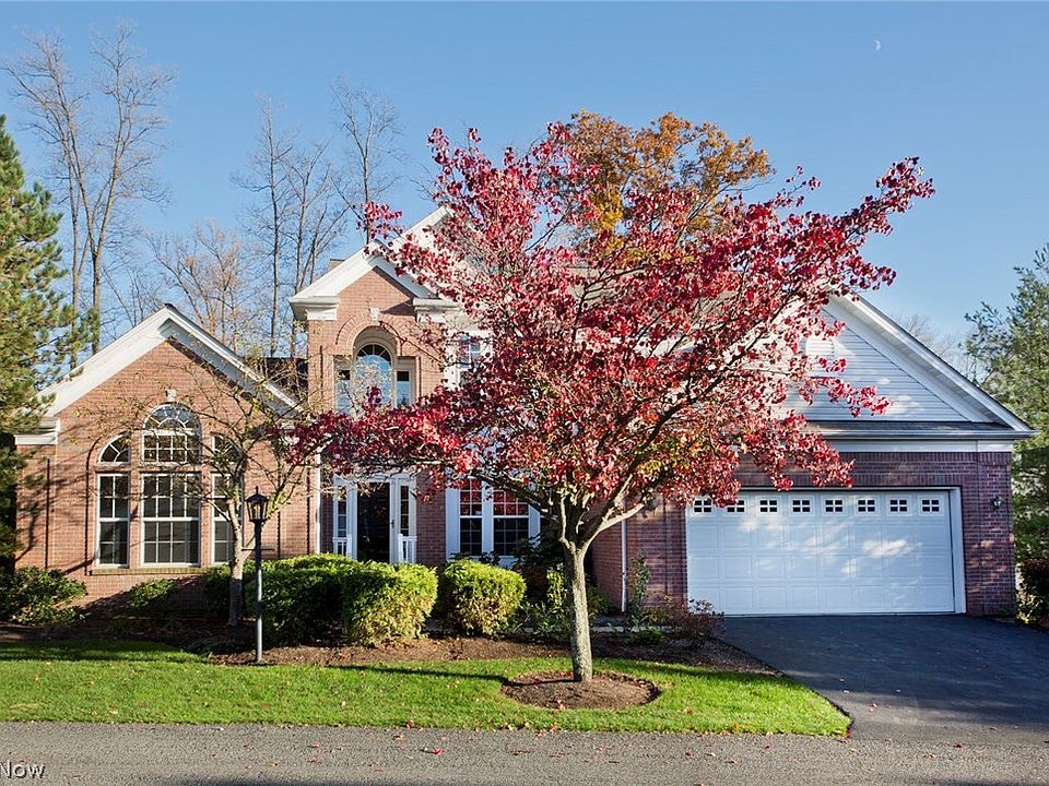 1st image of 725 Sagewood Dr
