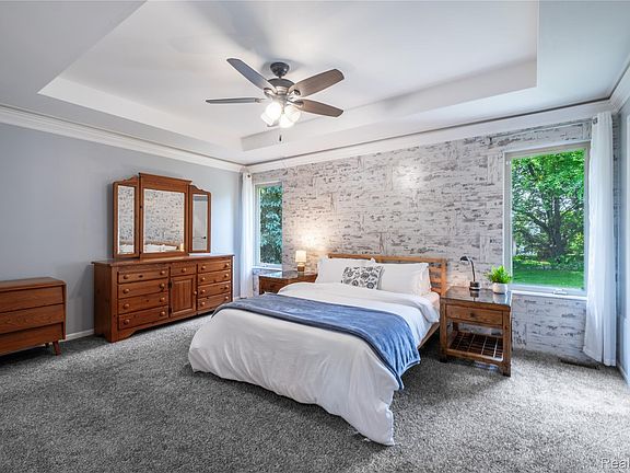 4th image of 3483 Lahring Rd
