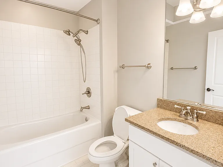1015 Fatherland St #311 — Photo 10