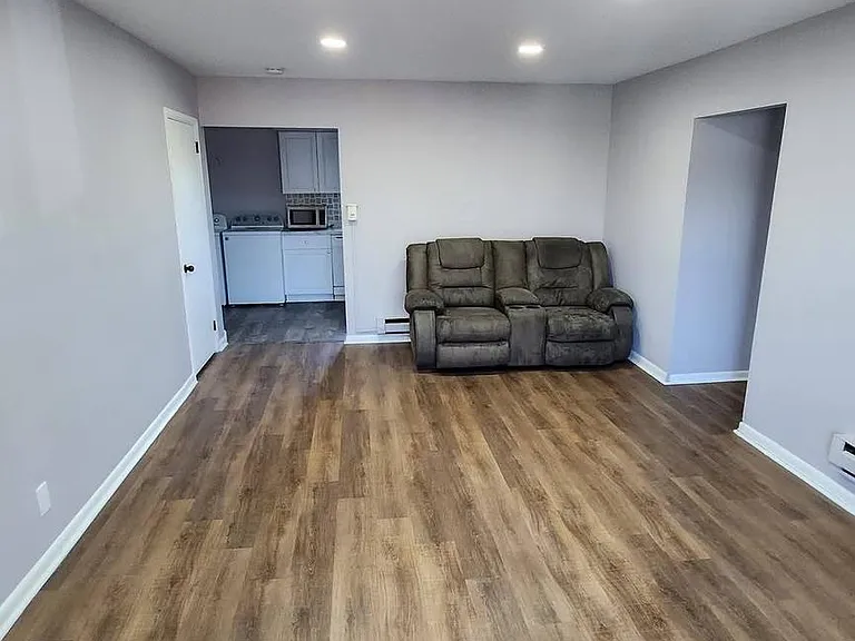 118 E Moreland Ave #22 — Photo 6
