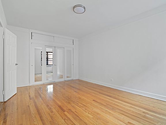 5th image of 260 Ocean Pkwy APT 5H