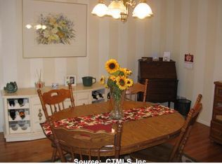 29 Charlton Hill Rd #29, Hamden, CT 06518