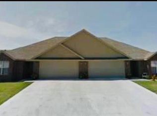 1102 SW Quartz Rd, Bentonville, AR 72712