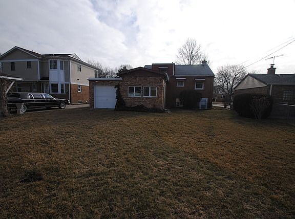 2nd image of 1122 Kemman Ave