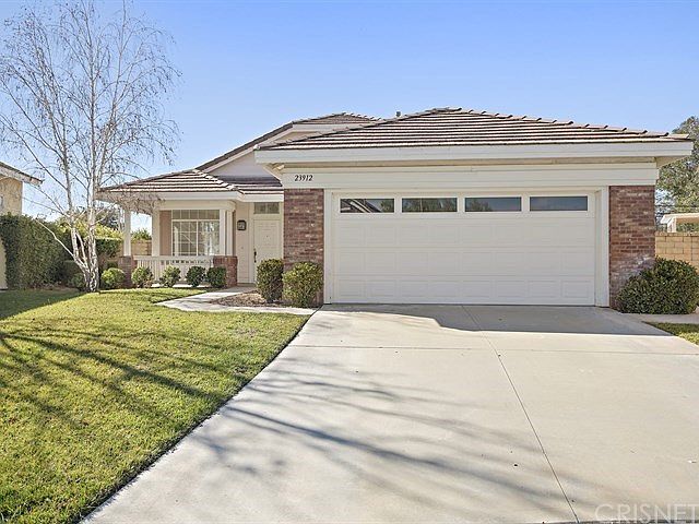 1st image of 23912 Gilford Pl