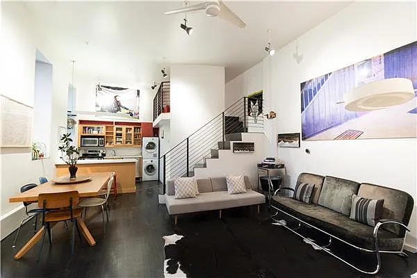 Sold by (Legacy) Elegran | media 12