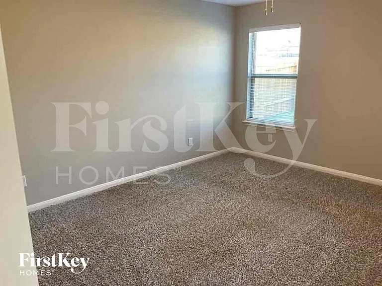 179 Aster Dr — Photo 6