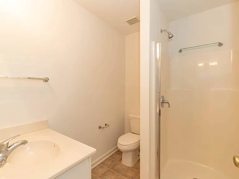 295 Plaza Dr #E — Photo 25
