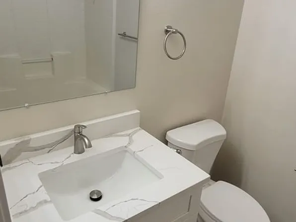 Main Place Apartments