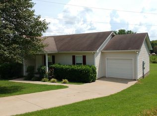 127 Yellowstone Ct, Bowling Green, KY 42101