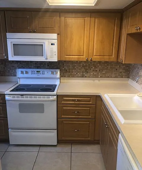 3340 Teeside Dr — Photo 3