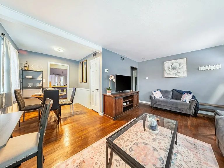 2513 Greenvale Rd — Photo 26