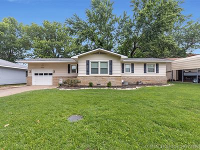 809 SE 10th St, Pryor, OK, 74361