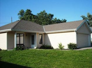 504 E Agues St, McLouth, KS 66054