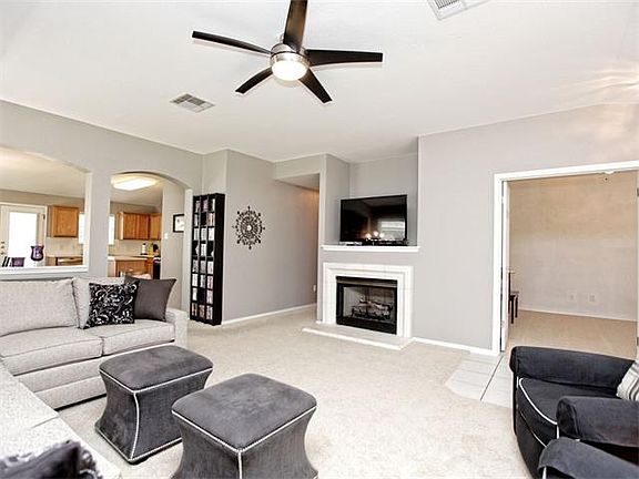 3rd image of 17402 Bottle Springs Ln