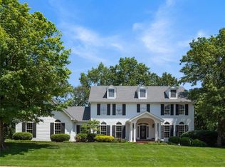 16167 Wilson Manor Dr, Chesterfield, MO 63005