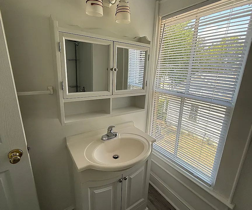 Unit C - Bathroom (sink/vanity)
