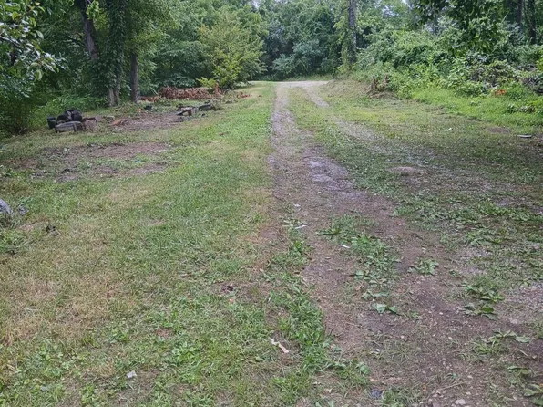 1847 State Highway 979, Harold, KY 41635