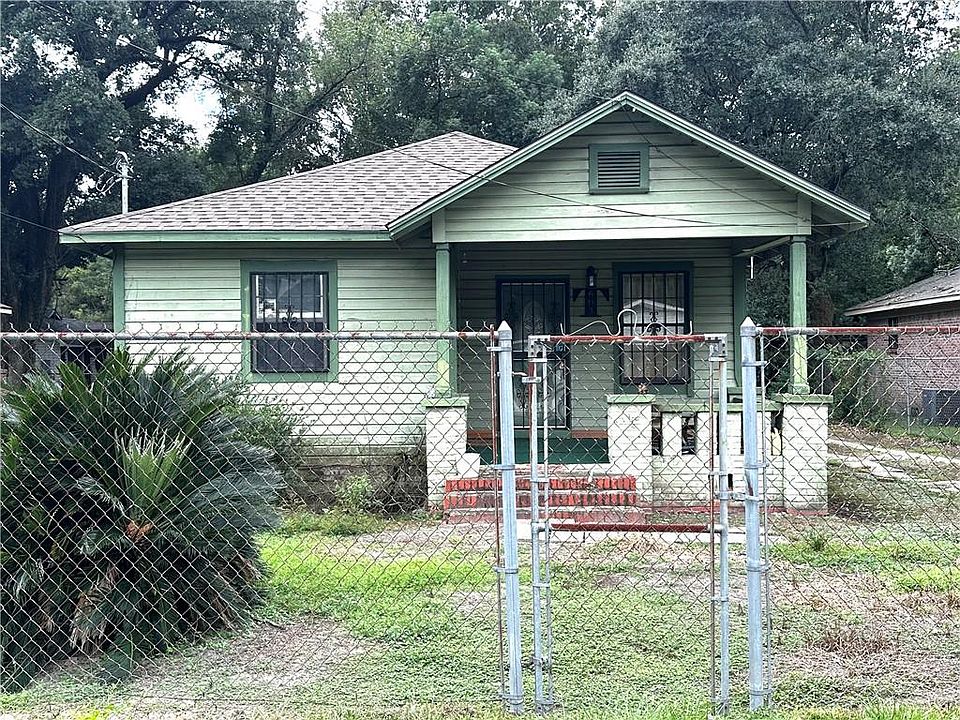 1st image of 603 Pine St