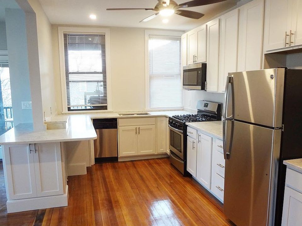 1st image of 19 Seaverns Ave #1R