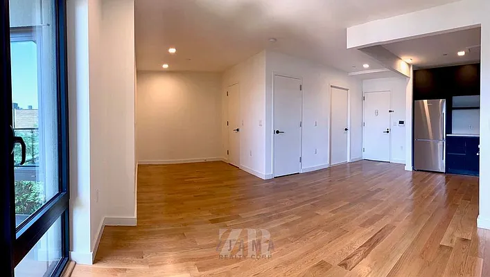 Rented by Zjama Realty Corp | media 10