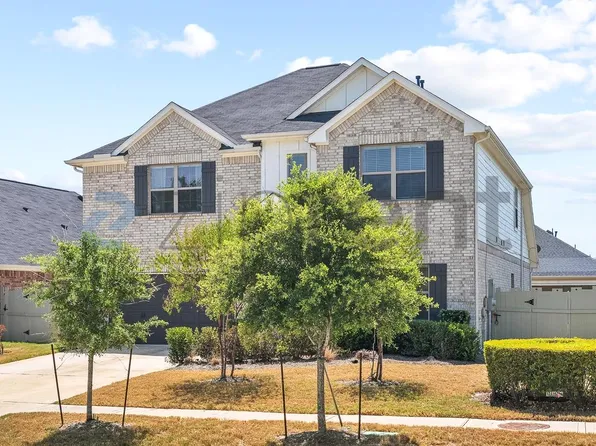 9868 N Goshawk Trl, Conroe, TX 77385