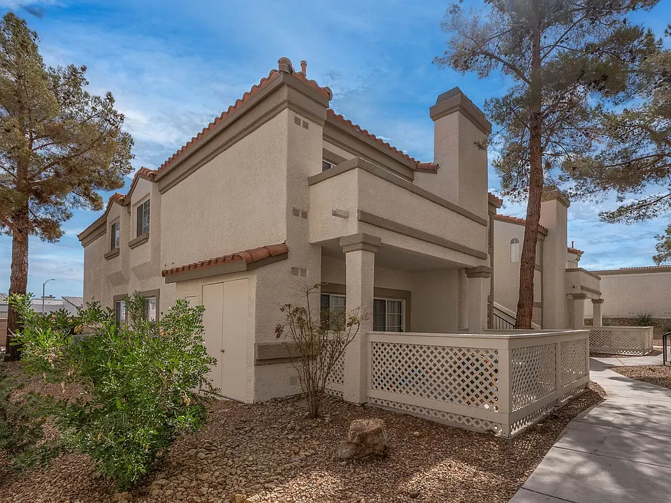 356 Seine Way #356