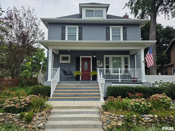 1609 W Columbia Ter, Peoria, IL 61606