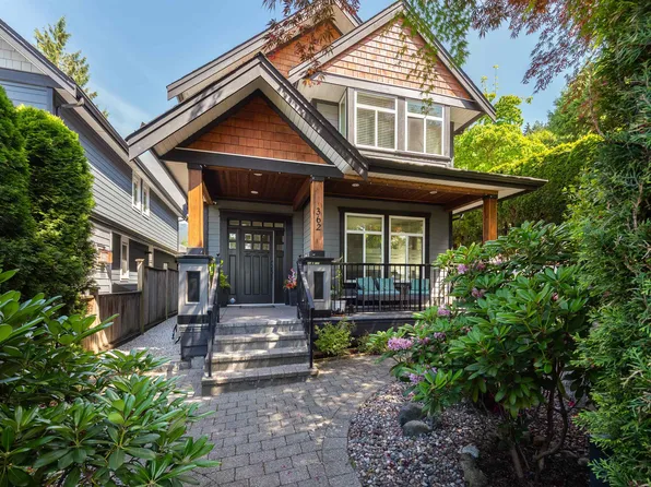 362 E 21st St, North Vancouver, BC V7L 3B8