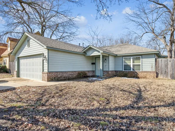 520 S Osage St, Skiatook, OK 74070