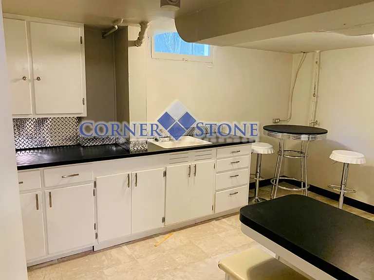 112 S Juniper St — Photo 11