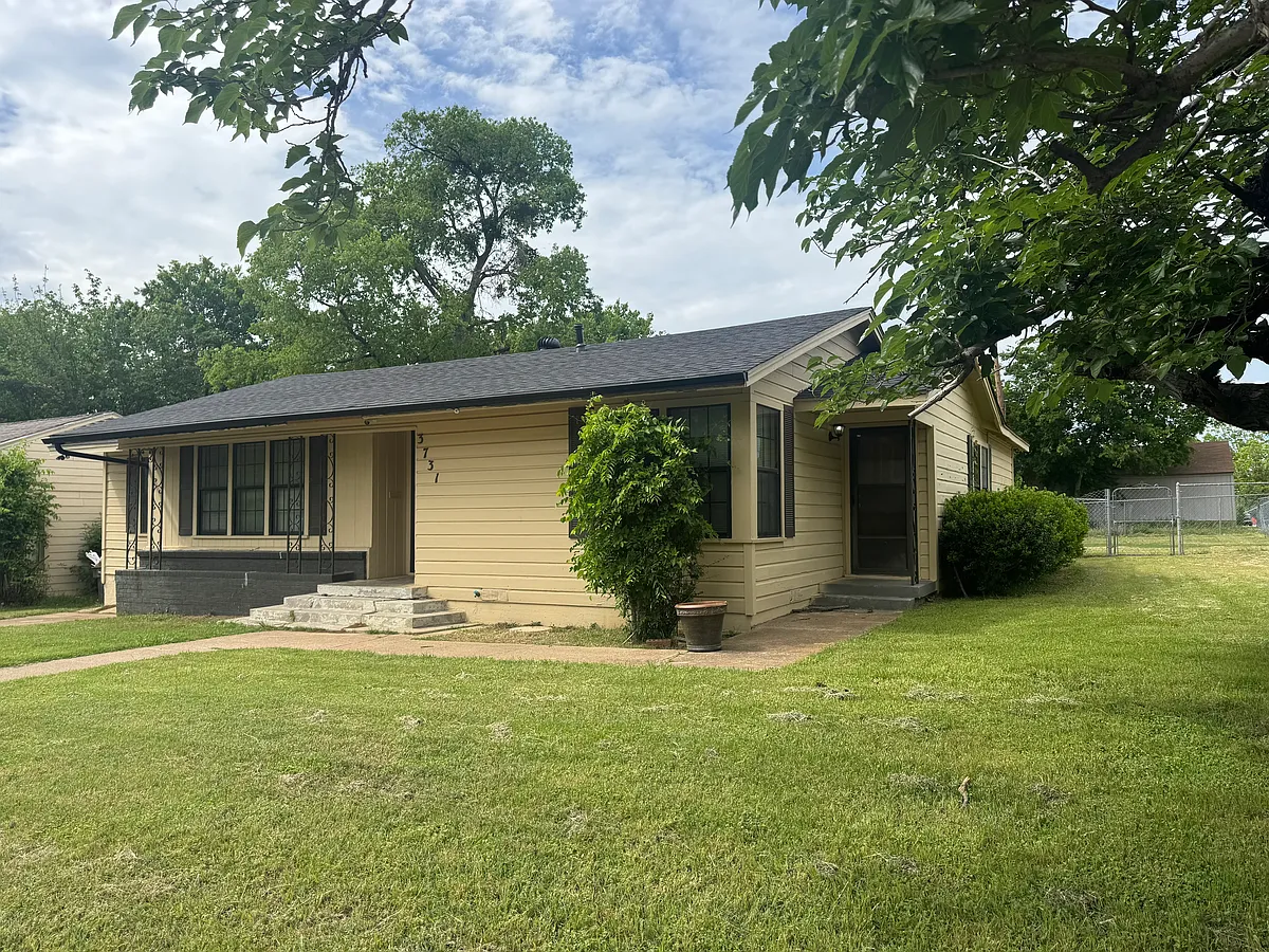 Building Photo - 3731 Avenue M