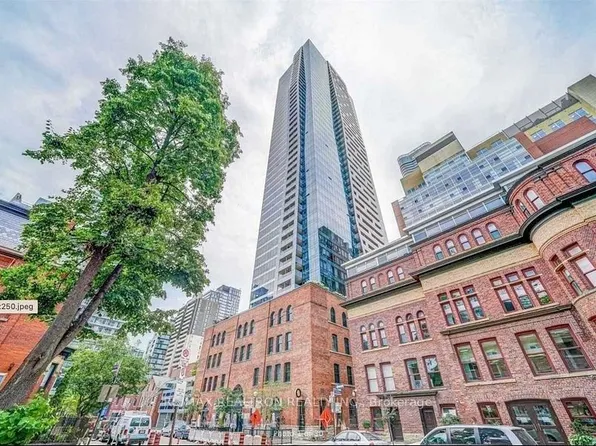 5 Saint Joseph St, Toronto, ON