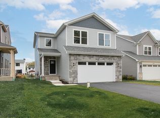 23455 N Overhill Dr, Lake Zurich, IL 60047