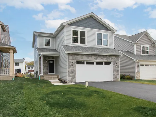 23455 N Overhill Dr, Lake Zurich, IL 60047