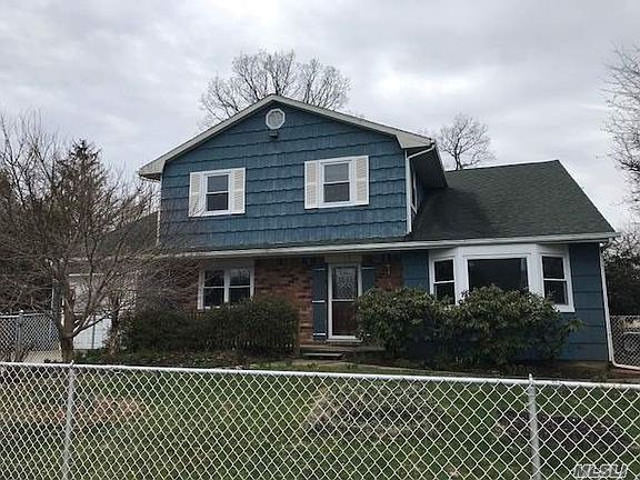 2nd image of 15 Orchard Dr