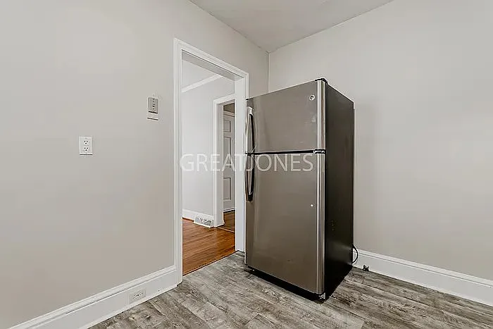 219 South Holly Street, 29205; #4182 - 4182 — Photo 3