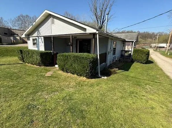 1 Cardaras Dr, Glouster, OH 45732