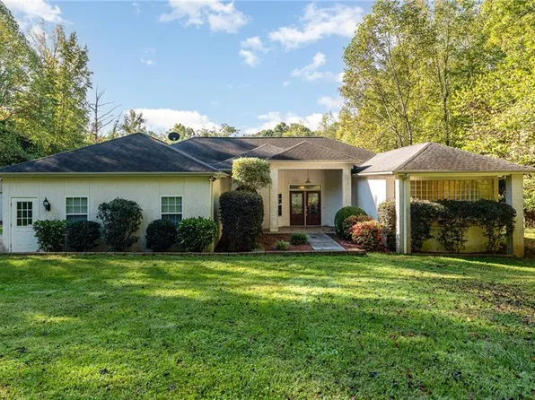 1436 Woodford Rd, Lewisville, NC 27023