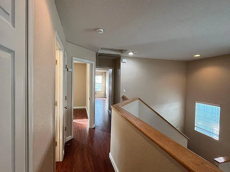 8193 Shay Cir — Photo 9